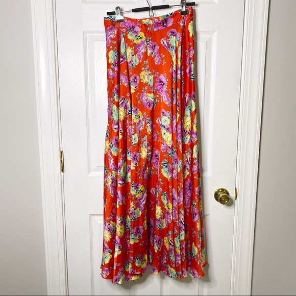 ASOS Petite Red Floral Satin FRONT Slit Maxi Skirt - Picture 2 of 11